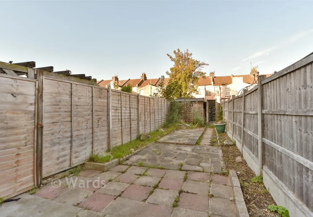 Rear Garden - Cowper Road, Gillingham, Kent - Wards of Kent