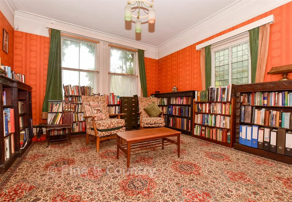 Dining Room - Sturry Hill, Sturry, Canterbury, Kent - Wards of Kent