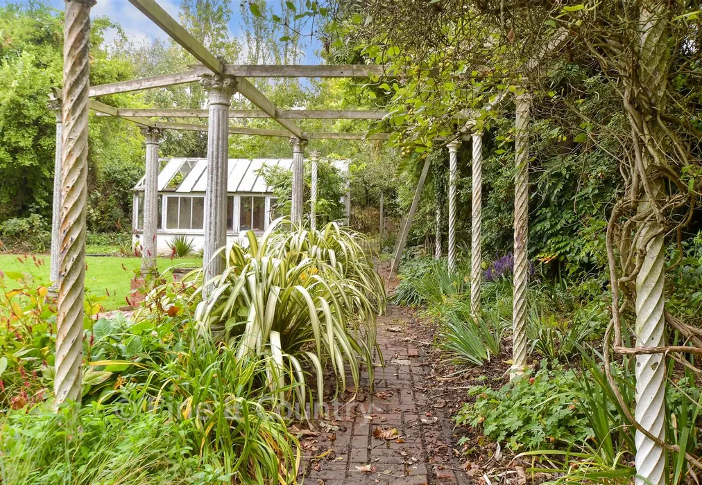 Rear Garden - Sturry Hill, Sturry, Canterbury, Kent - Wards of Kent