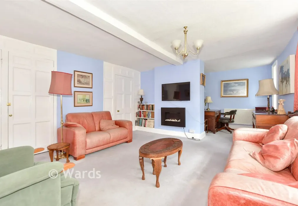 Lounge - Otterpool Lane, Lympne, Hythe, Kent - Wards of Kent