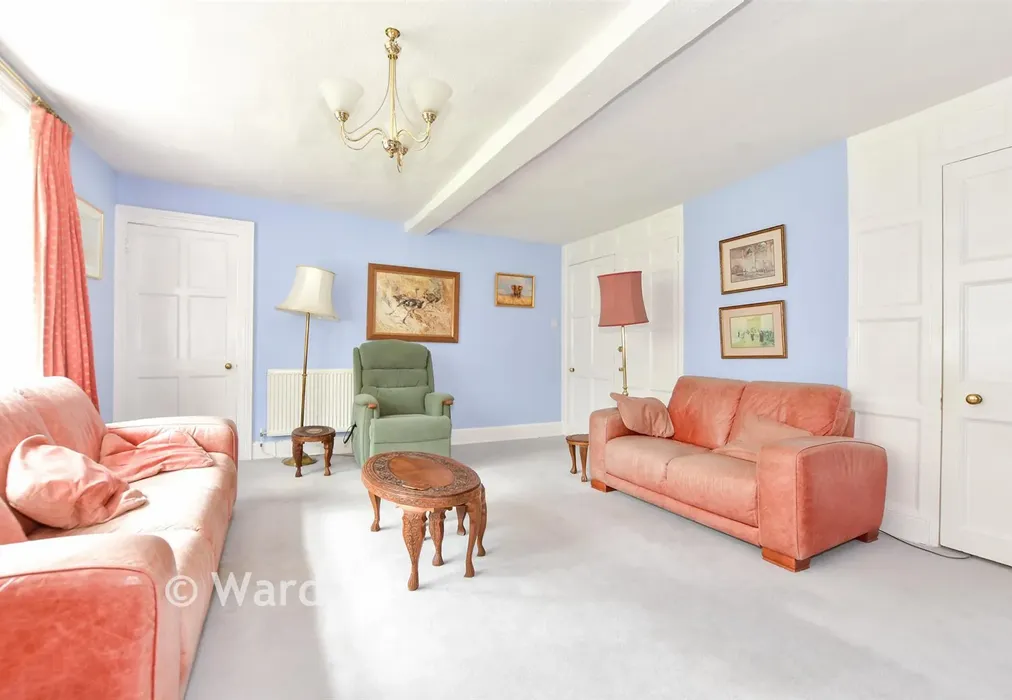 Lounge - Otterpool Lane, Lympne, Hythe, Kent - Wards of Kent