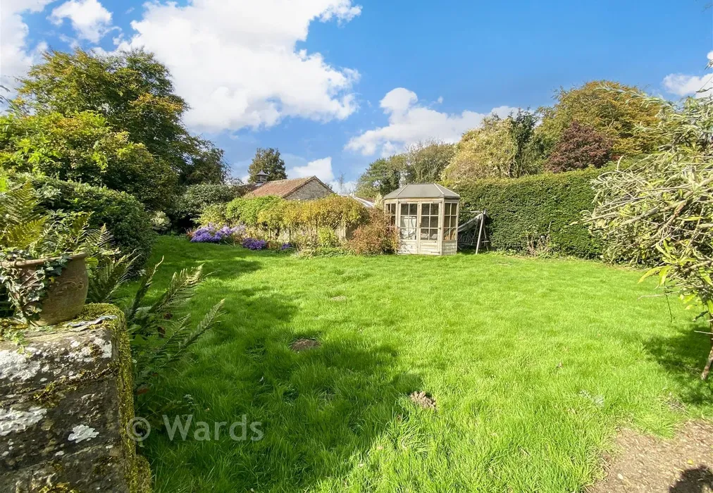 Garden - Otterpool Lane, Lympne, Hythe, Kent - Wards of Kent