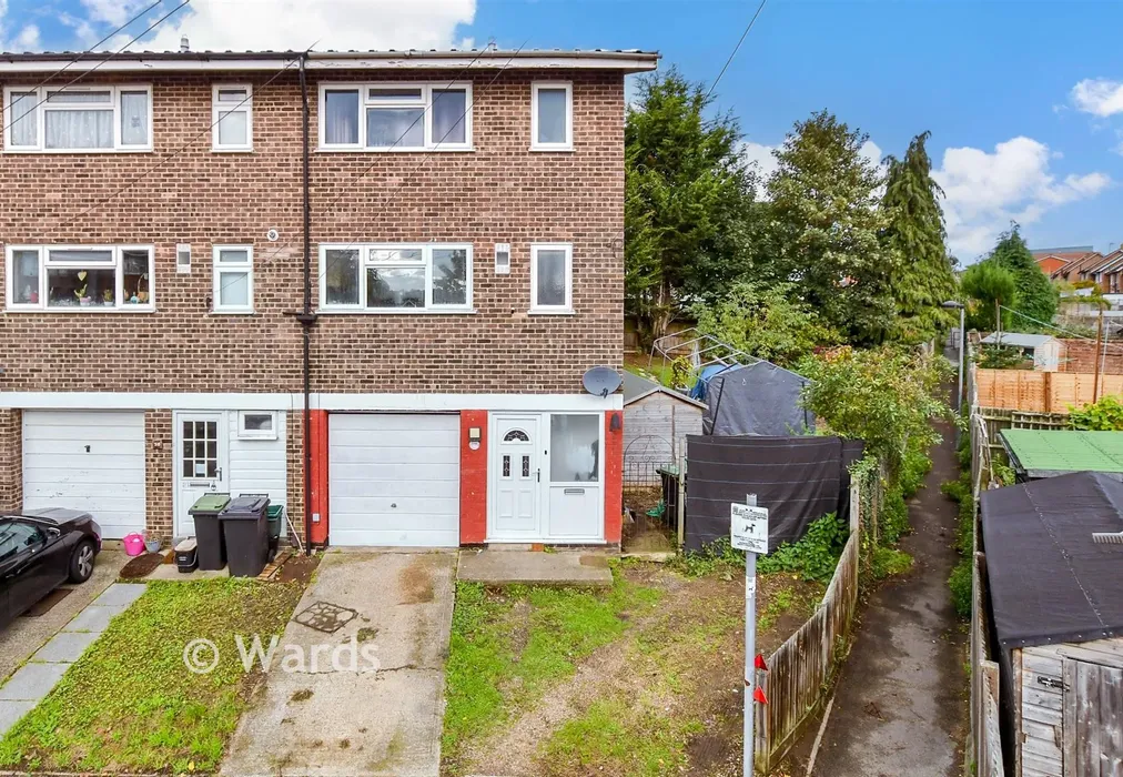 Front Elevation (Web) - Chapman Way, East Malling, West Malling, Kent - Wards of Kent