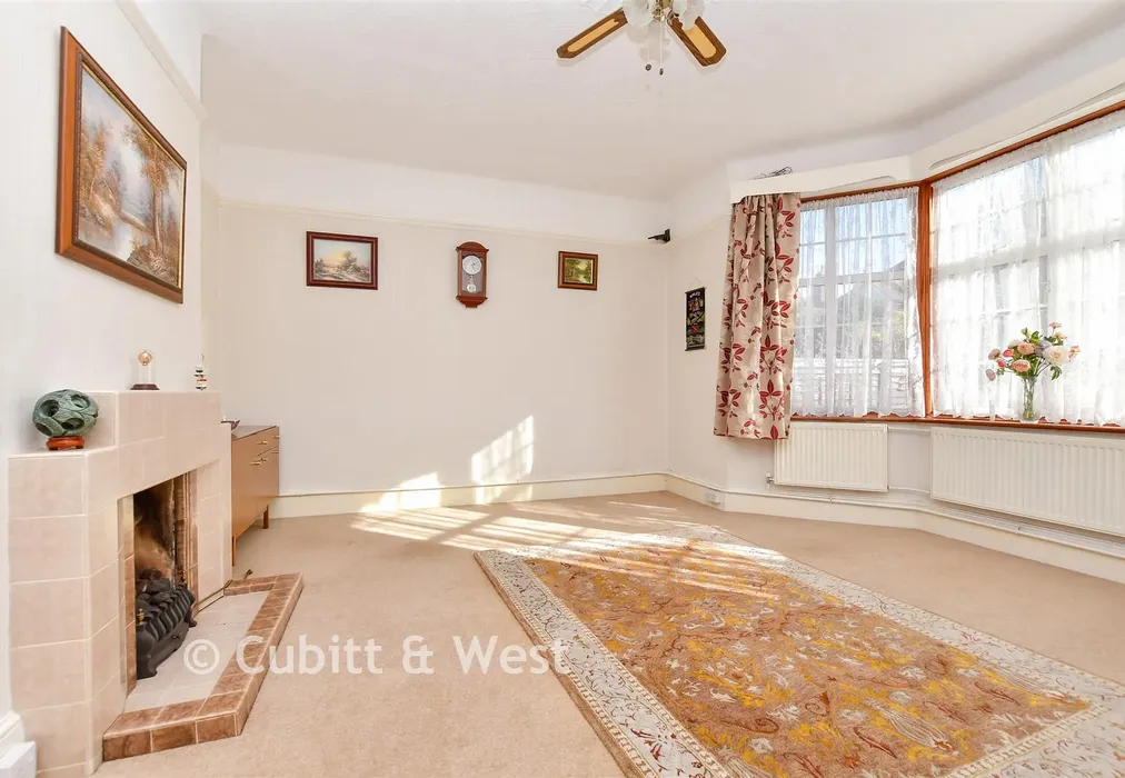 Lounge - Northampton Road, Croydon, Surrey - Wards of Kent