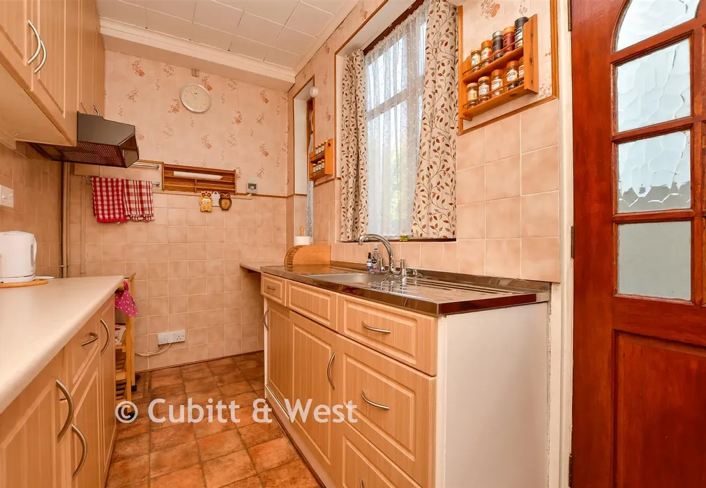 Kitchen - Northampton Road, Croydon, Surrey - Wards of Kent