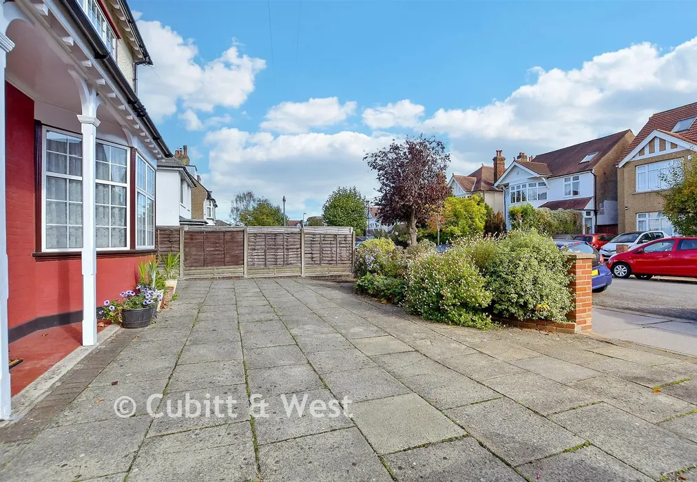 Driveway/Parking - Northampton Road, Croydon, Surrey - Wards of Kent