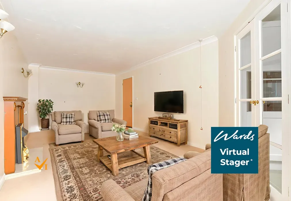 Lounge (Farmhouse style) - Waterloo Road, Tonbridge, Kent - Wards of Kent