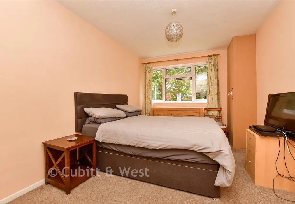 Bedroom 2 - Levett Road, Leatherhead, Surrey - Wards of Kent