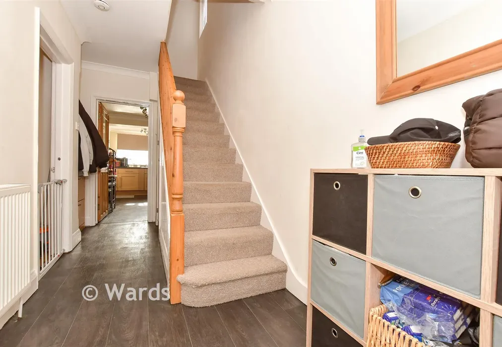 Entrance Hall - Joyes Road, Folkestone, Kent - Wards of Kent