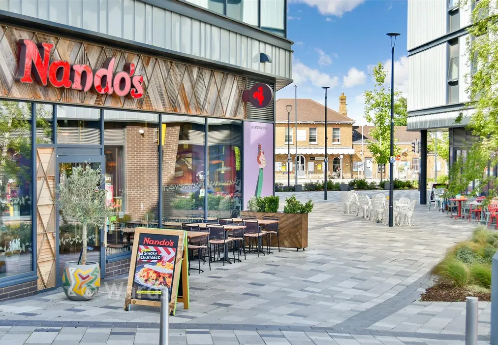 Town Centre - Dunlin Walk, Scholars Place Iwade, Sittingbourne, Kent - Wards of Kent
