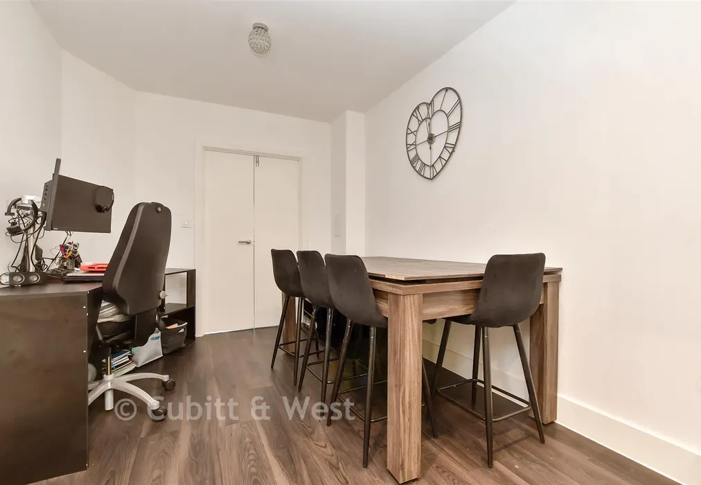 Dining Area - Dover Road, Tadworth, Surrey - Wards of Kent