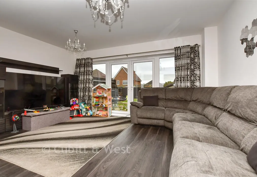 Lounge - Dover Road, Tadworth, Surrey - Wards of Kent
