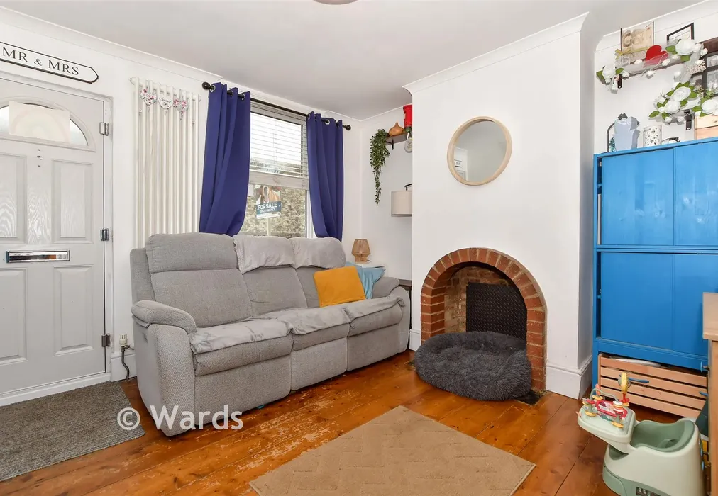 Lounge - Lower Boxley Road, Maidstone, Kent - Wards of Kent