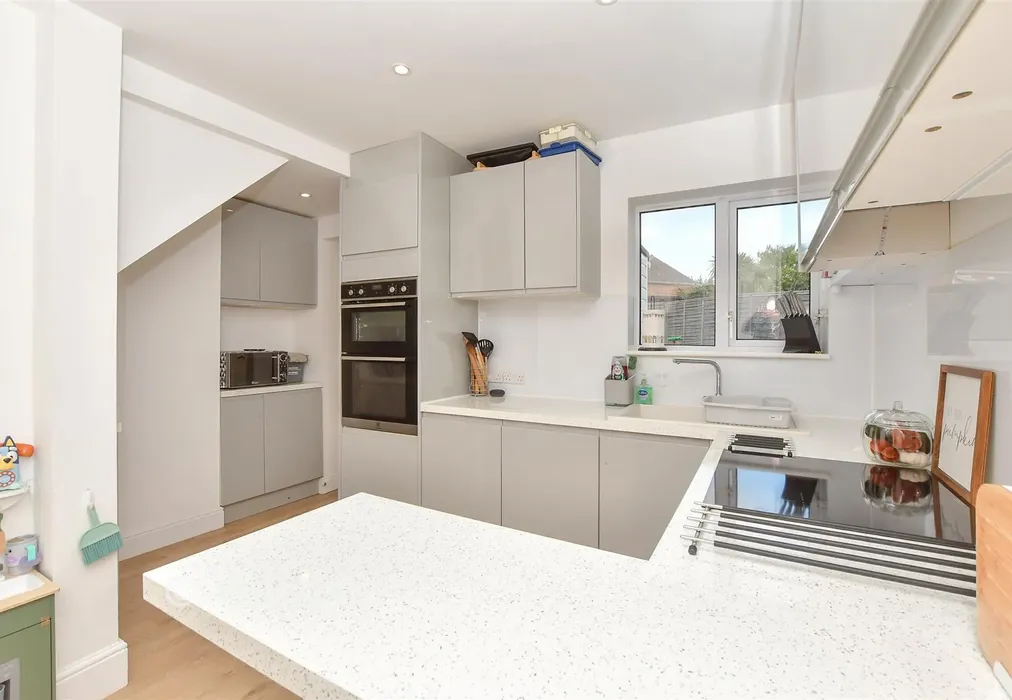 Kitchen/Diner - Tennyson Road, Ashford, Kent - Wards of Kent