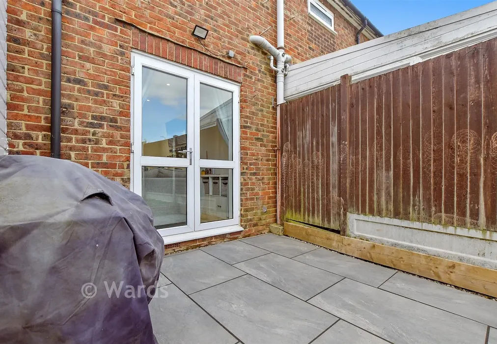 Patio / Decking - Tennyson Road, Ashford, Kent - Wards of Kent