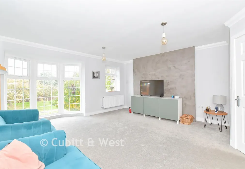 Lounge - The Darlingtons, Rustington, West Sussex - Wards of Kent