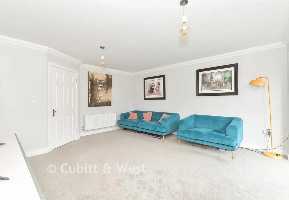 Lounge - The Darlingtons, Rustington, West Sussex - Wards of Kent