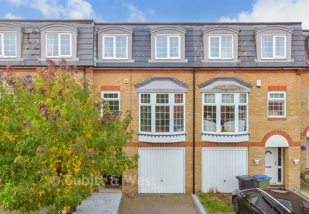 External Web 2 - The Darlingtons, Rustington, West Sussex - Wards of Kent