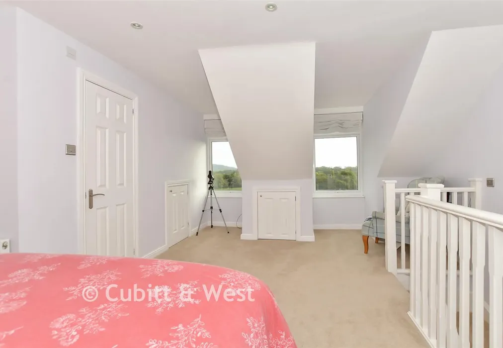 Bedroom 1 - Larkfield, Ewhurst, Cranleigh, Surrey - Wards of Kent