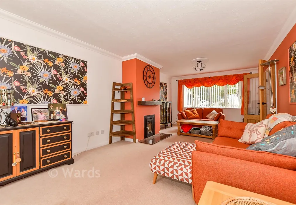 Lounge - Painesfield Close, Burmarsh, Romney Marsh, Kent - Wards of Kent