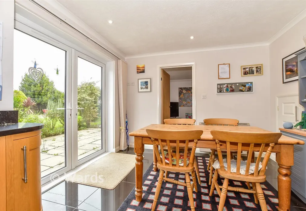 Kitchen/Diner - Painesfield Close, Burmarsh, Romney Marsh, Kent - Wards of Kent