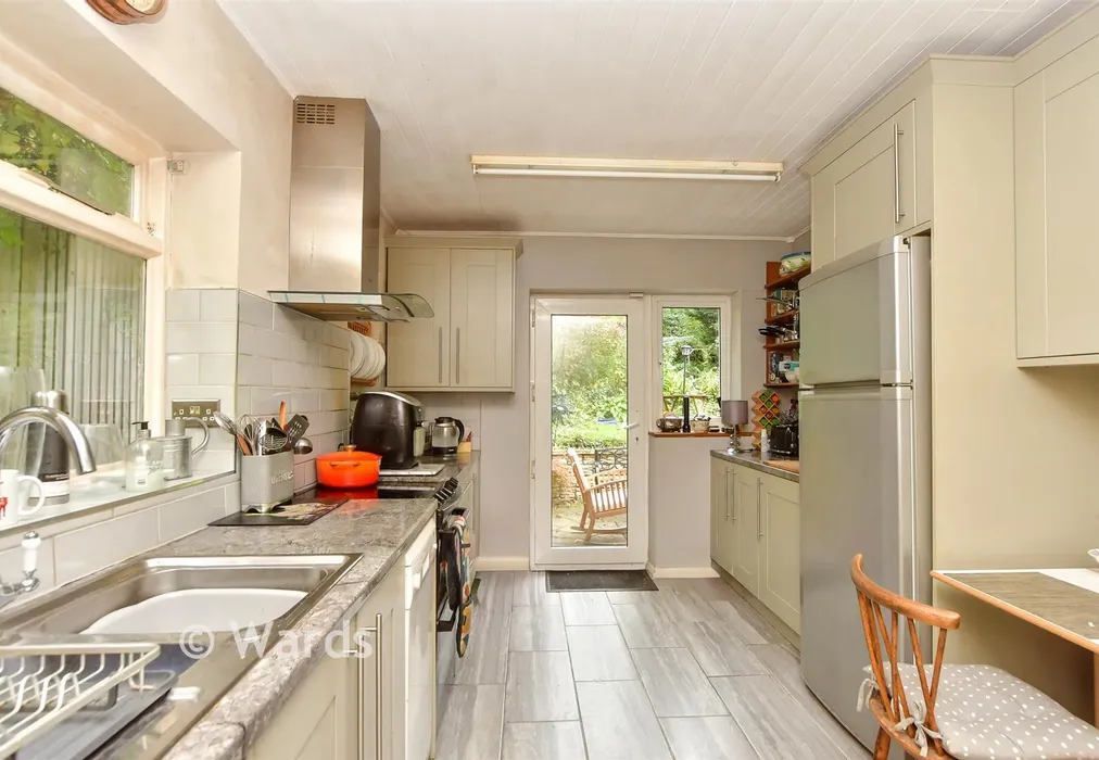 Kitchen/Breakfast Room - High Street, Eynsford, Kent - Wards of Kent