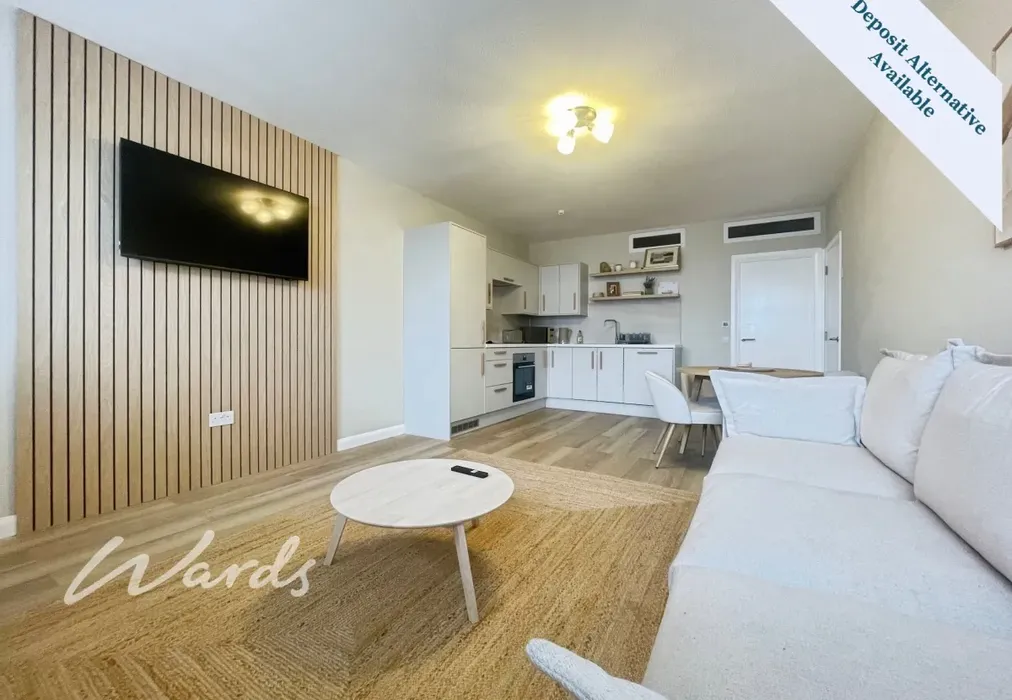 6e5ffe92-IMG_1720 - High Street Herne Bay CT6 - Wards of Kent