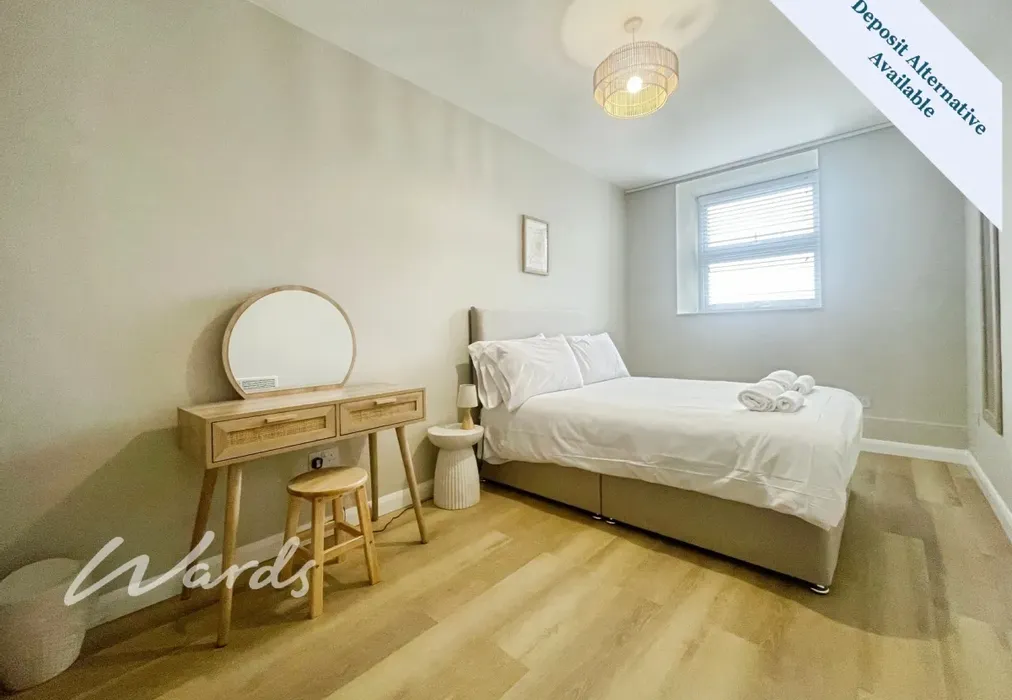 a3652652-IMG_1711 - High Street Herne Bay CT6 - Wards of Kent