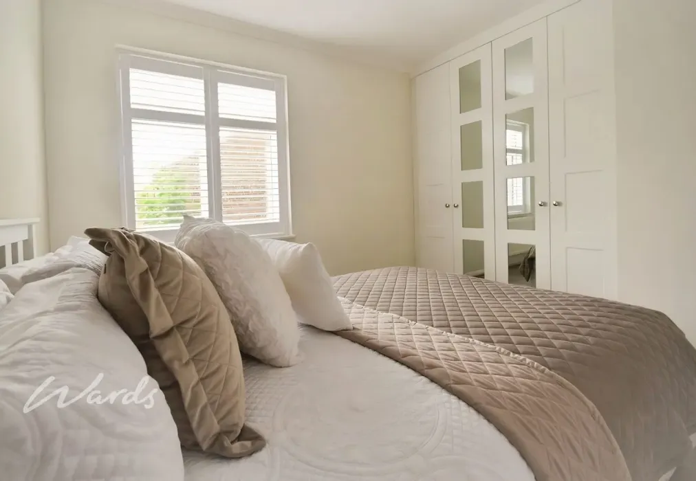 a0e57e27-Bedroom - Winters Croft Gravesend DA12 - Wards of Kent