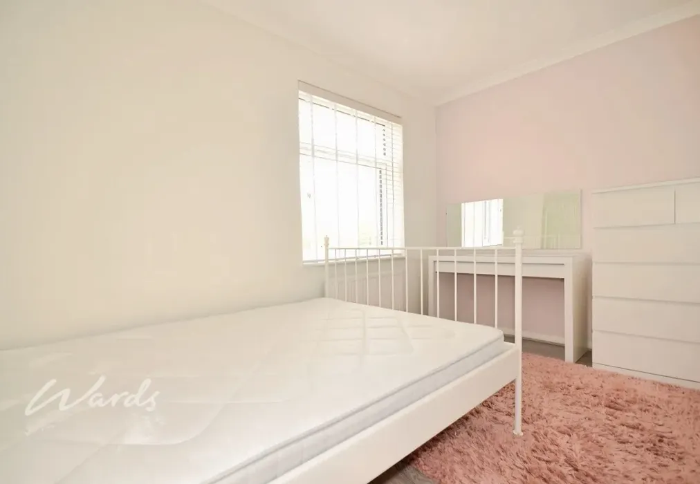 0d38a05d-Bedroom 202 - Winters Croft Gravesend DA12 - Wards of Kent