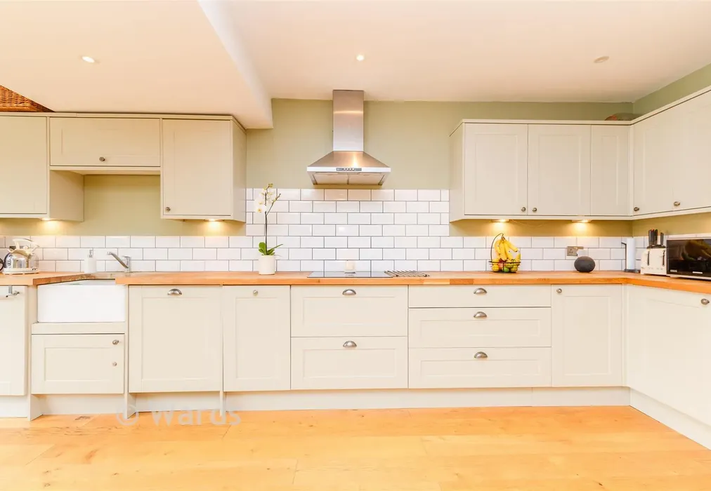 Kitchen - Kenmere Road, Welling, Kent - Wards of Kent