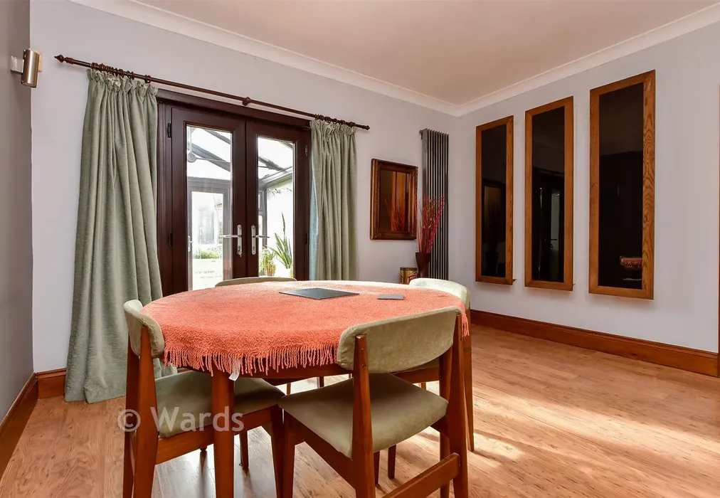 Dining Room - Epple Bay Road, Birchington, Kent - Wards of Kent