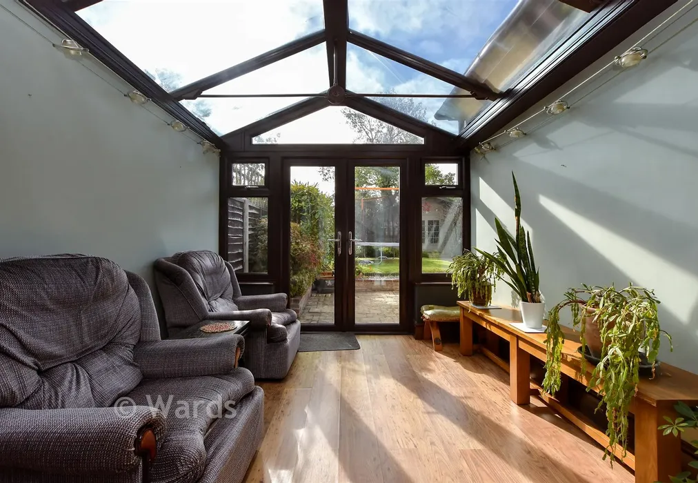 Conservatory - Epple Bay Road, Birchington, Kent - Wards of Kent