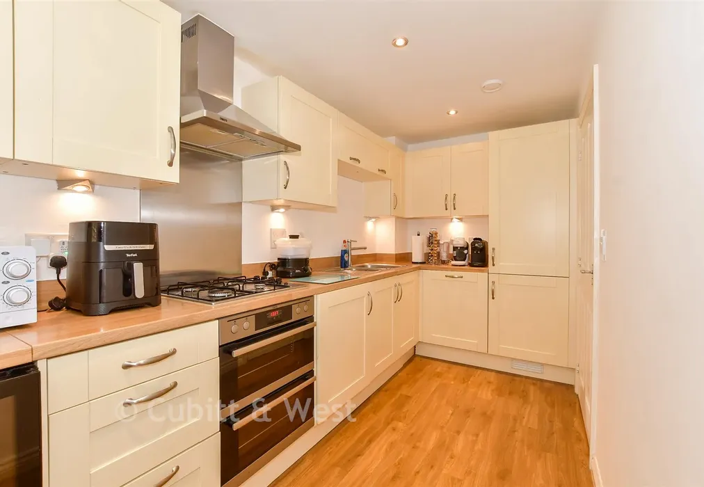 Kitchen - Cedar Avenue, Haywards Heath, West Sussex - Wards of Kent