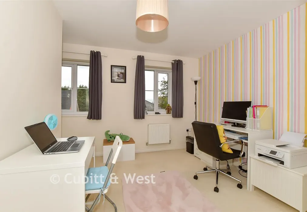 Bedroom 3 - Cedar Avenue, Haywards Heath, West Sussex - Wards of Kent