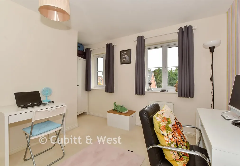 Bedroom 3 - Cedar Avenue, Haywards Heath, West Sussex - Wards of Kent