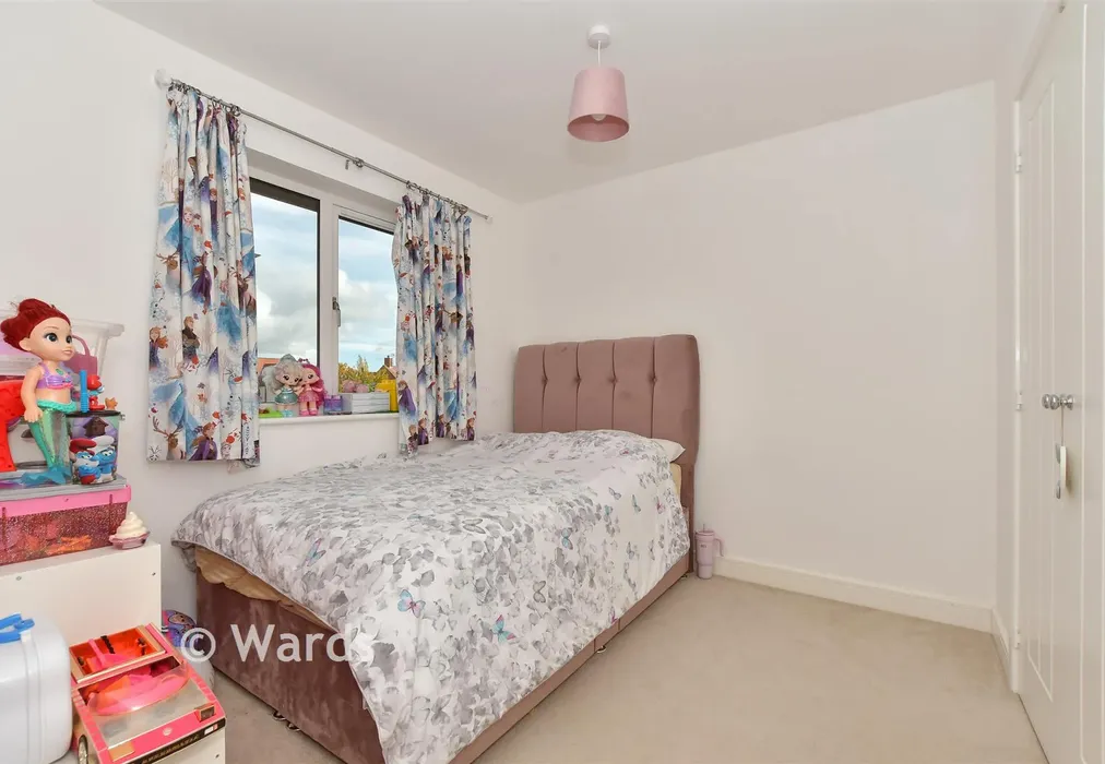 Bedroom 2 - Paddock Close, Kingsnorth, Ashford, Kent - Wards of Kent