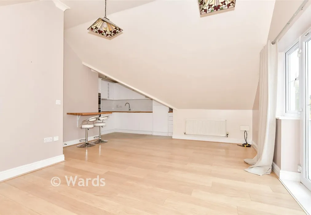 Lounge/Diner - Commercial Road, Paddock Wood, Tonbridge, Kent - Wards of Kent