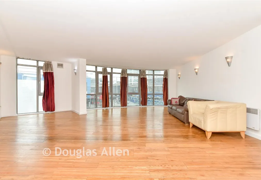 Lounge/Diner/Kitchen - Longbridge Road, Barking, Essex - Wards of Kent