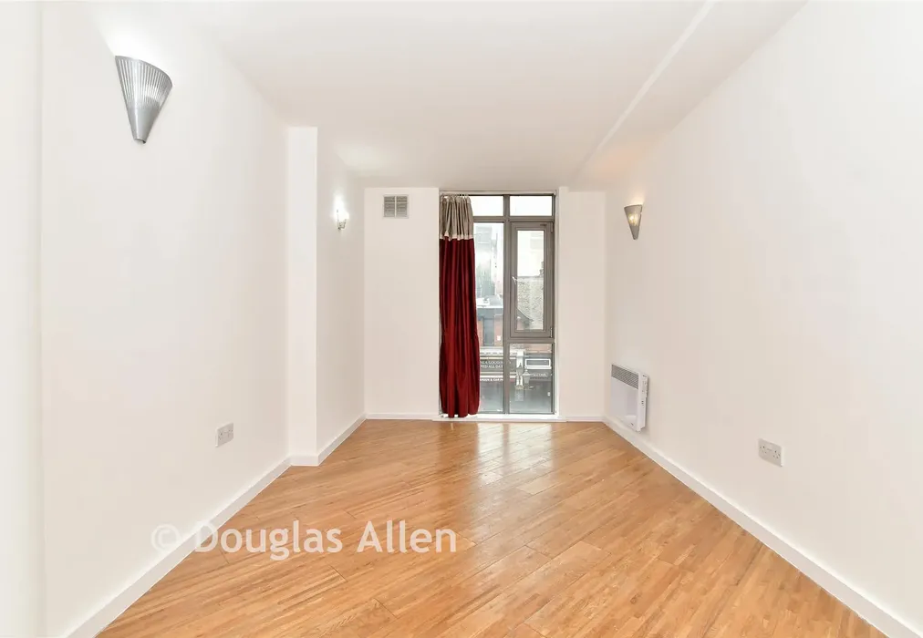 Bedroom 2 - Longbridge Road, Barking, Essex - Wards of Kent