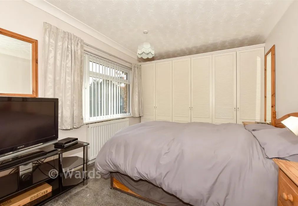 Bedroom 1 - Union Road, Bridge, Canterbury, Kent - Wards of Kent