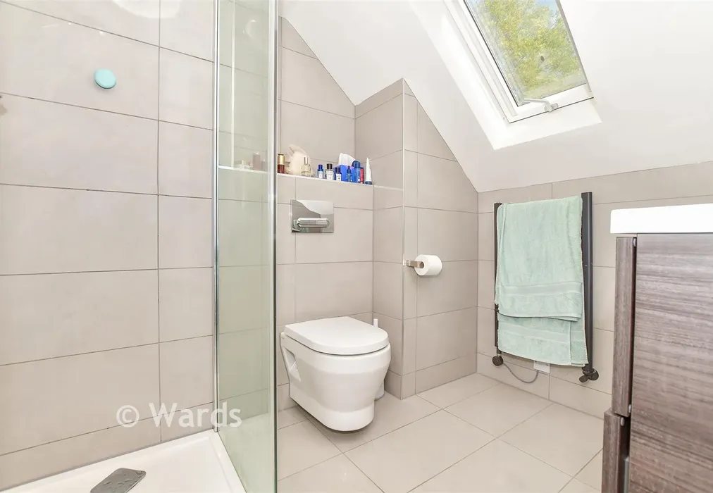 En-Suite Shower Room - North Road, Goudhurst, Cranbrook, Kent - Wards of Kent