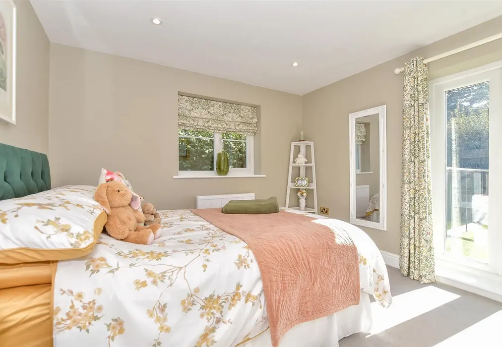 Bedroom 3 - North Road, Goudhurst, Cranbrook, Kent - Wards of Kent