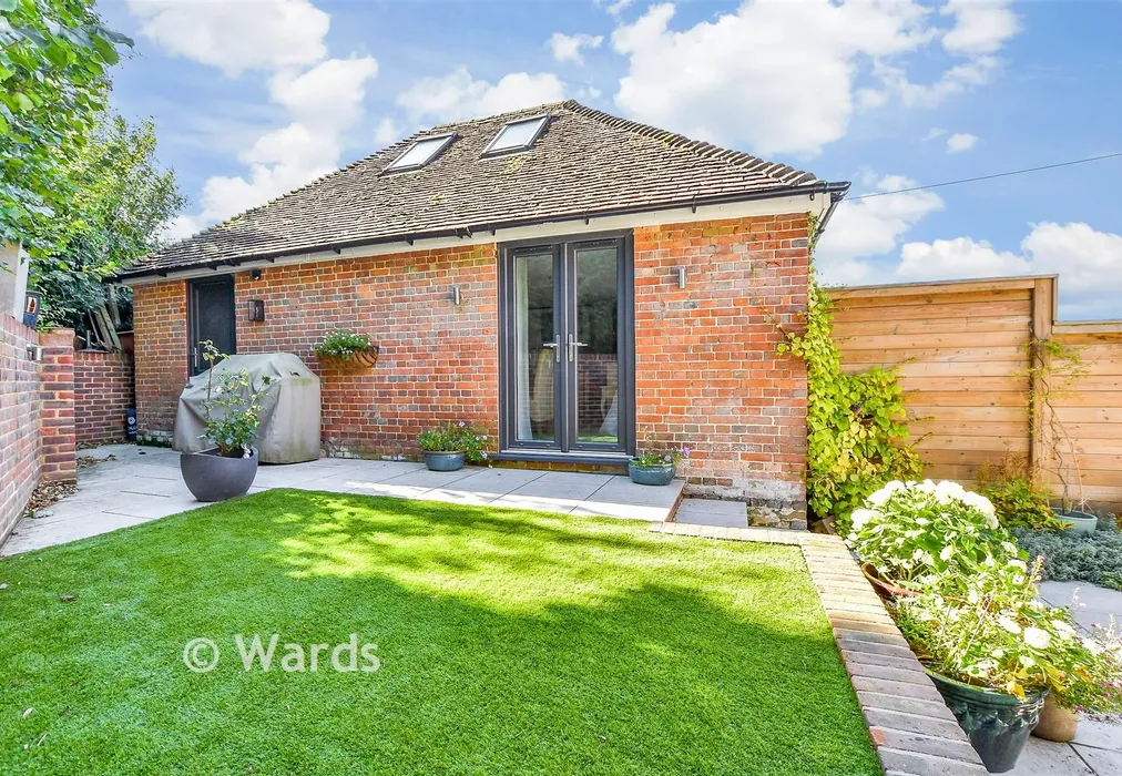 Workshop/Outbuildings - North Road, Goudhurst, Cranbrook, Kent - Wards of Kent