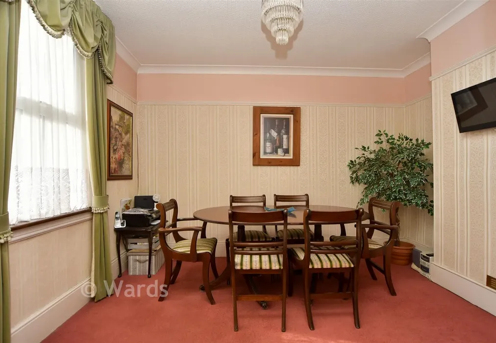 Dining Area - Montfort Road, Strood, Rochester, Kent - Wards of Kent