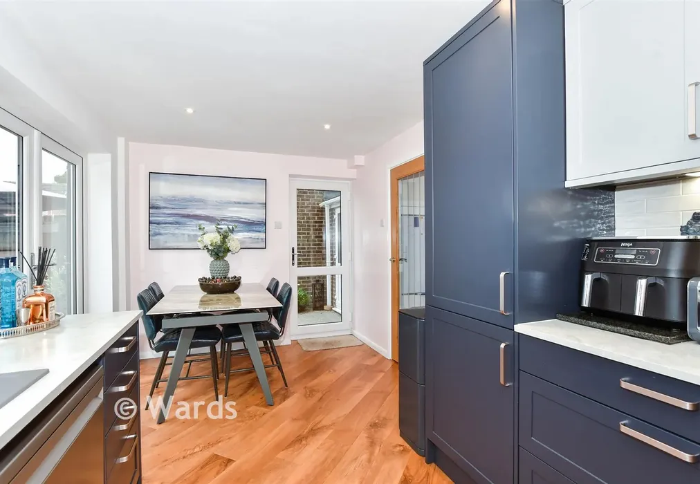 Kitchen/Diner - Weavers Close, Staplehurst, Kent - Wards of Kent