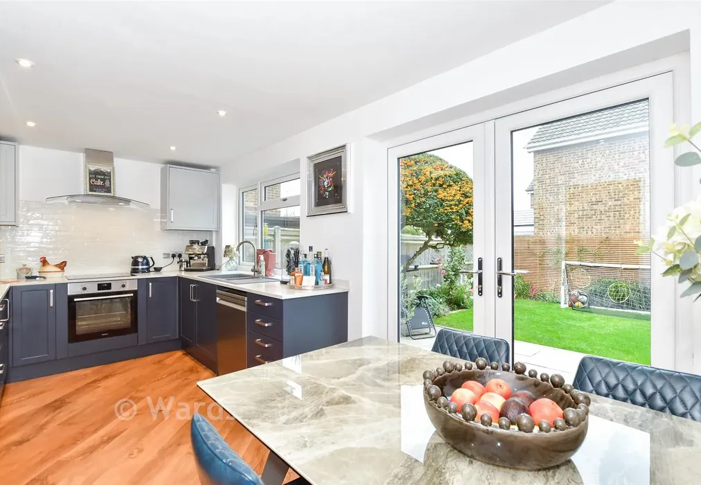 Kitchen/Diner - Weavers Close, Staplehurst, Kent - Wards of Kent