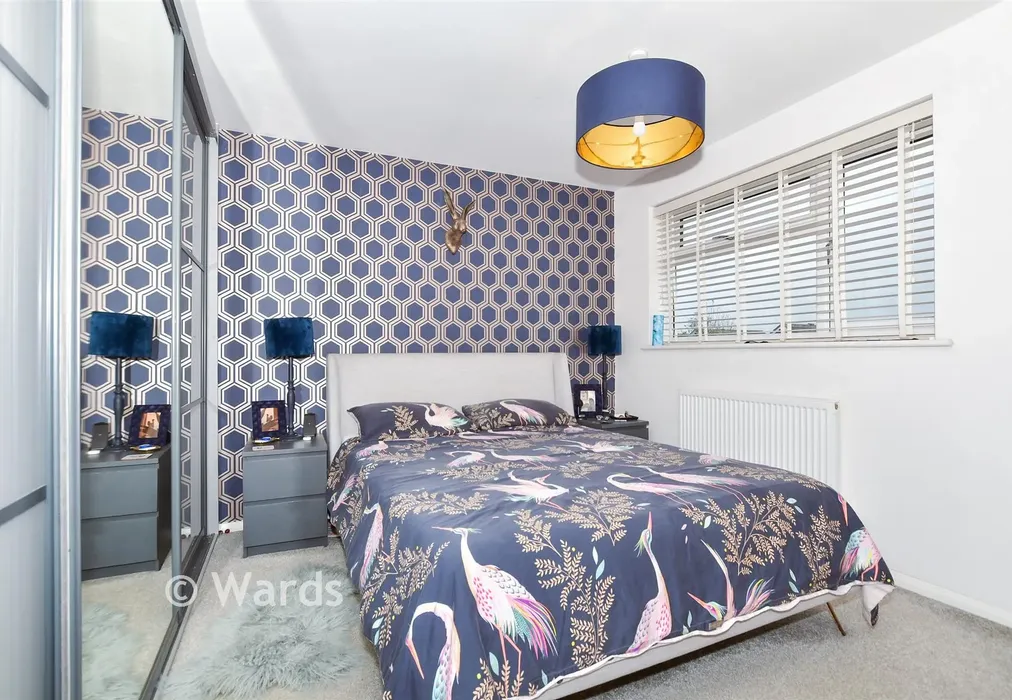 Bedroom 1 - Weavers Close, Staplehurst, Kent - Wards of Kent
