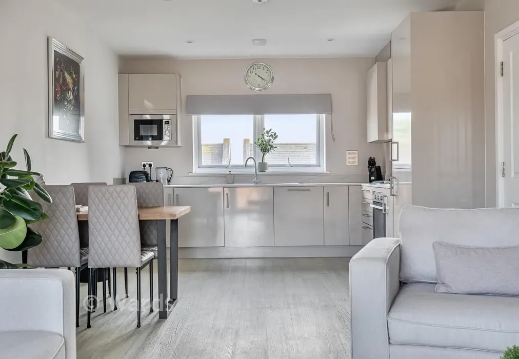 Lifestyle Shot - Clarence Road, Herne Bay, Kent - Wards of Kent