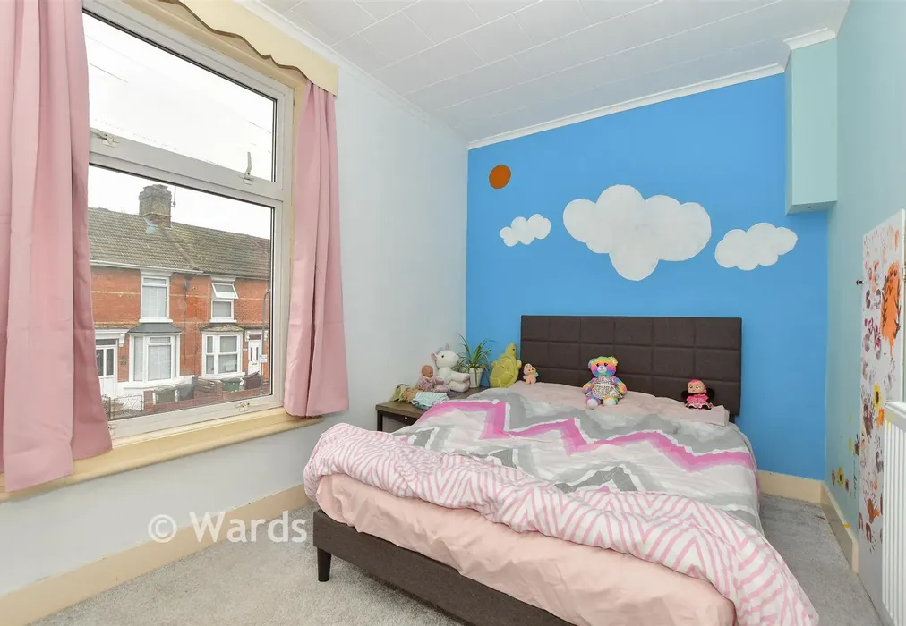 Bedroom 2 - Allen Street, Maidstone, Kent - Wards of Kent